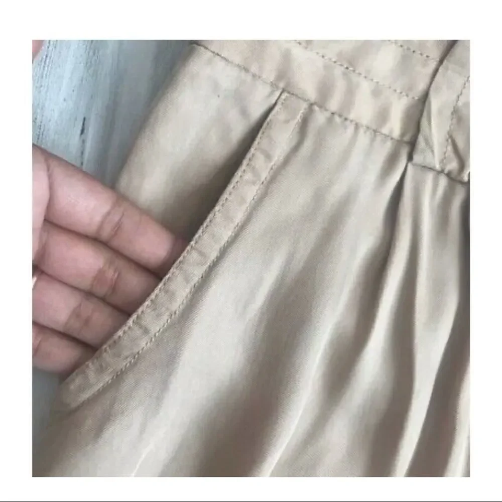✨ Trouve High Waisted Khaki Shorts✨